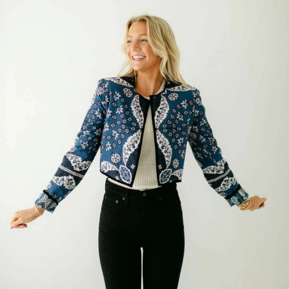 Beyond by Vera Quilted Blue Cropped Jacket - Women NWT